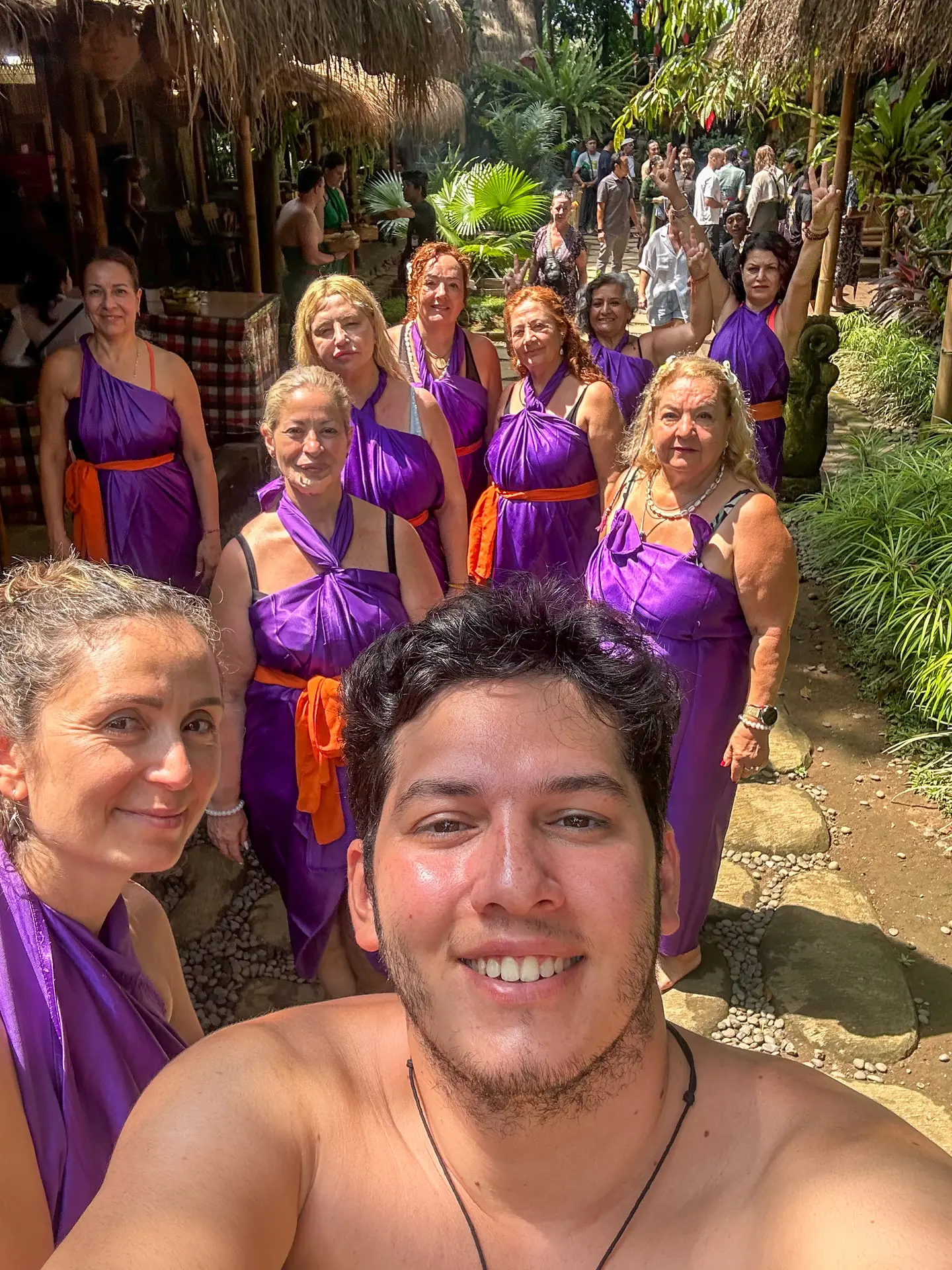 Bali Bilinç ve Neşe Turu